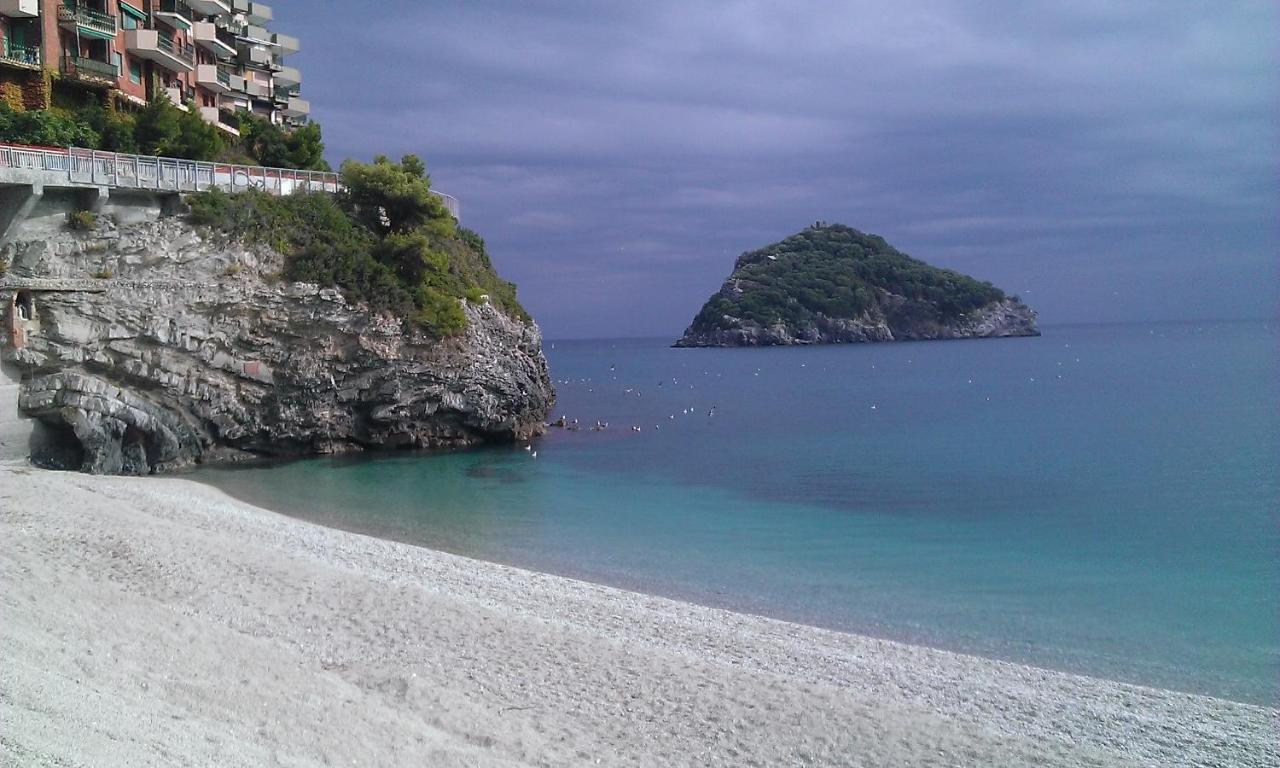 I Campi Di Lino Bed & Breakfast Finale Ligure Luaran gambar